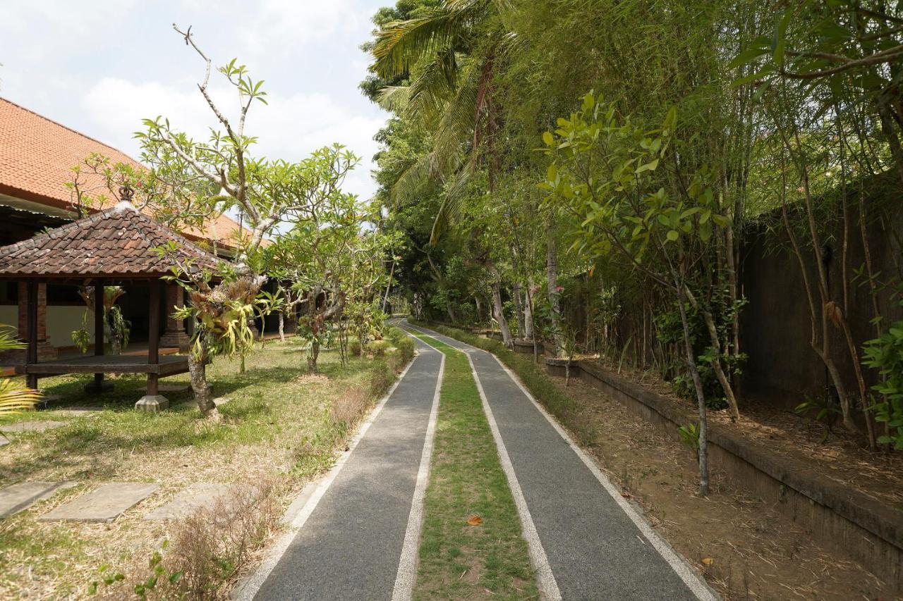 Oyo 1840 Kubu Ubud Hotell Exteriör bild